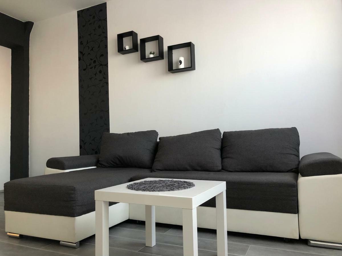 Dave Apartman Szeged Exterior photo